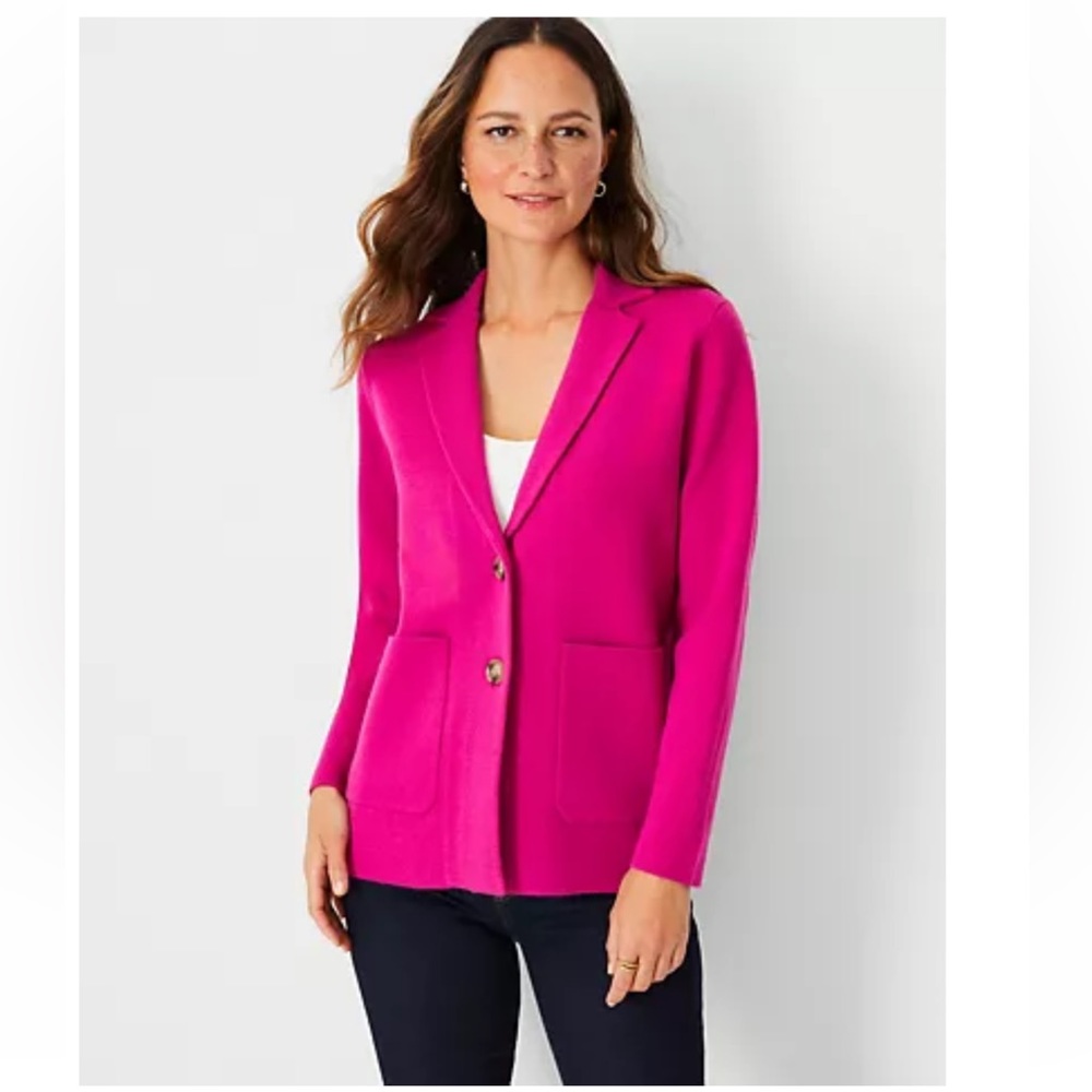 Ann Taylor sweater blazer. Current season. Size medium.